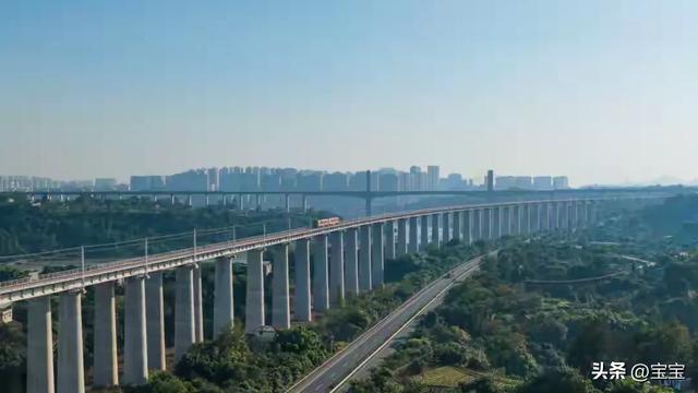 成渝人必看！隆泸叙铁路通车：出海时间省17小时，实用攻略收好