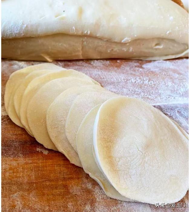 冬天，这菜使劲吃！一解毒，二对眼睛好，三护肝，冬天包饺子真香