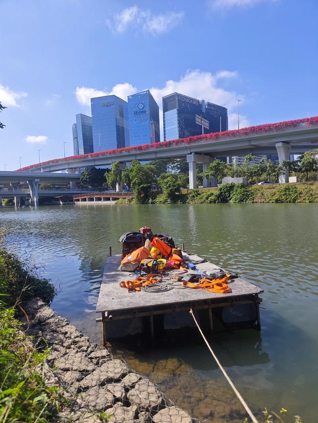 从学苑大道入大沙河绿过大学城后进深圳弯公园流花山景点【高清】