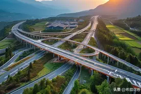 探秘国内高速路上的“免费驿站”竟能过夜+洗浴，自驾游省钱攻略图片