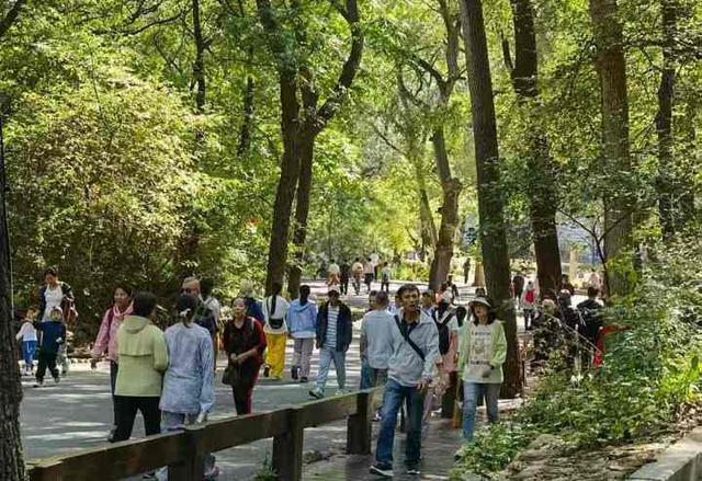 钢都鞍山秋韵初显