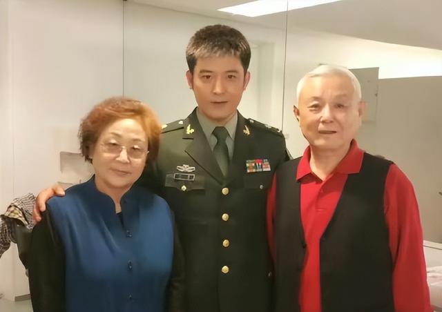 孙涛崩溃大哭不到24小时，恶心的事发生了	，闫学晶把他害惨了