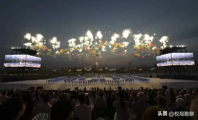 中国旅游版图重新洗牌!12省份收入破万亿,四川凭什么稳居榜首?