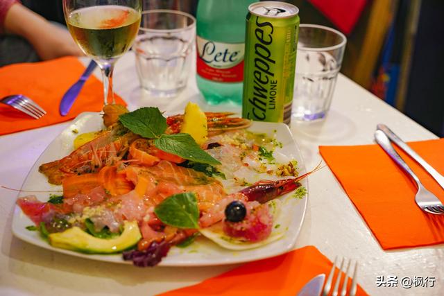 十年两刷意大利，南意根本不在乎米其林，他们只在乎番茄够不够酸