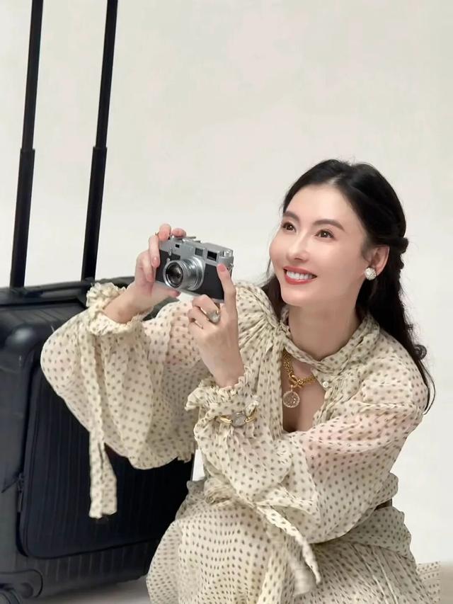 45岁演员张柏芝称已立好遗嘱，并选好了遗照和寿衣	，“我不怕死亡，随时可以走”