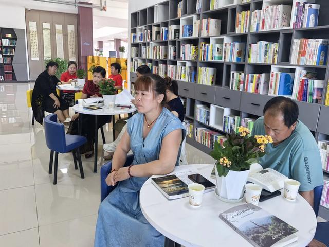 虎林图书馆阅读家乡建设会聚焦红色记忆助力美丽虎林