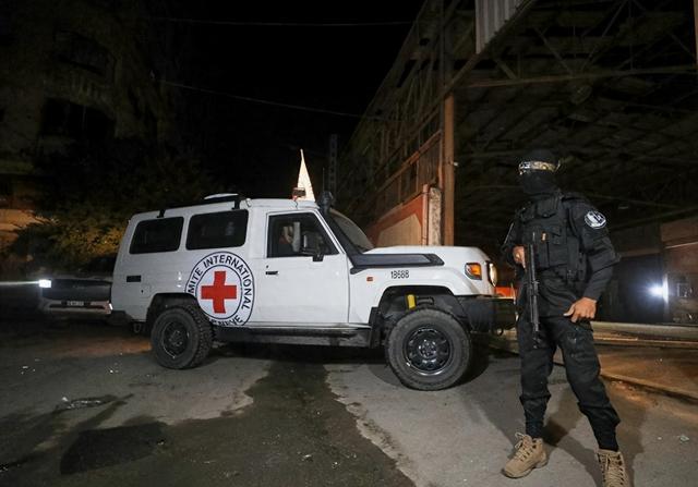 又要开打了？哈马斯移交遗体陷僵局，以色列不满情绪持续高涨