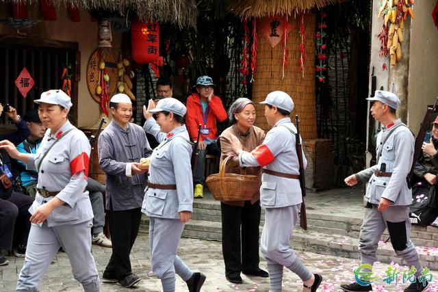 宕昌县哈达铺镇：沉浸式演出构建红色旅游“地标”