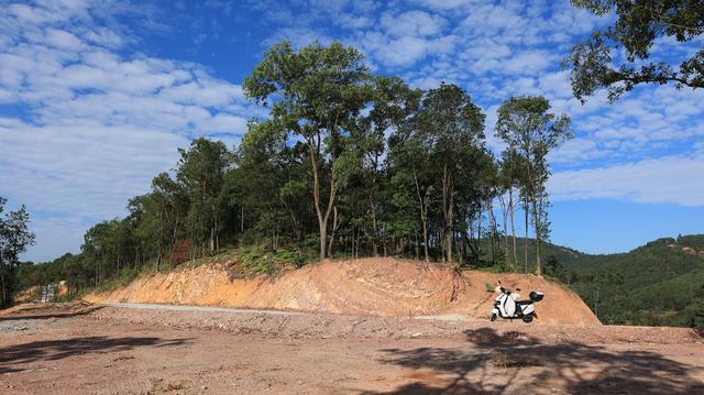 冬日登高燕尾寨，高铁西站现眼前，梅州人休闲有了新去处