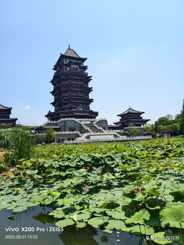 美食+美景，南充巴国布衣滨江店“诗画餐饮”惊艳出圈（上篇）