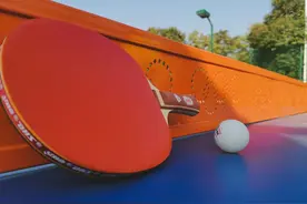 中老年友好型乒乓球拍专业推荐图片