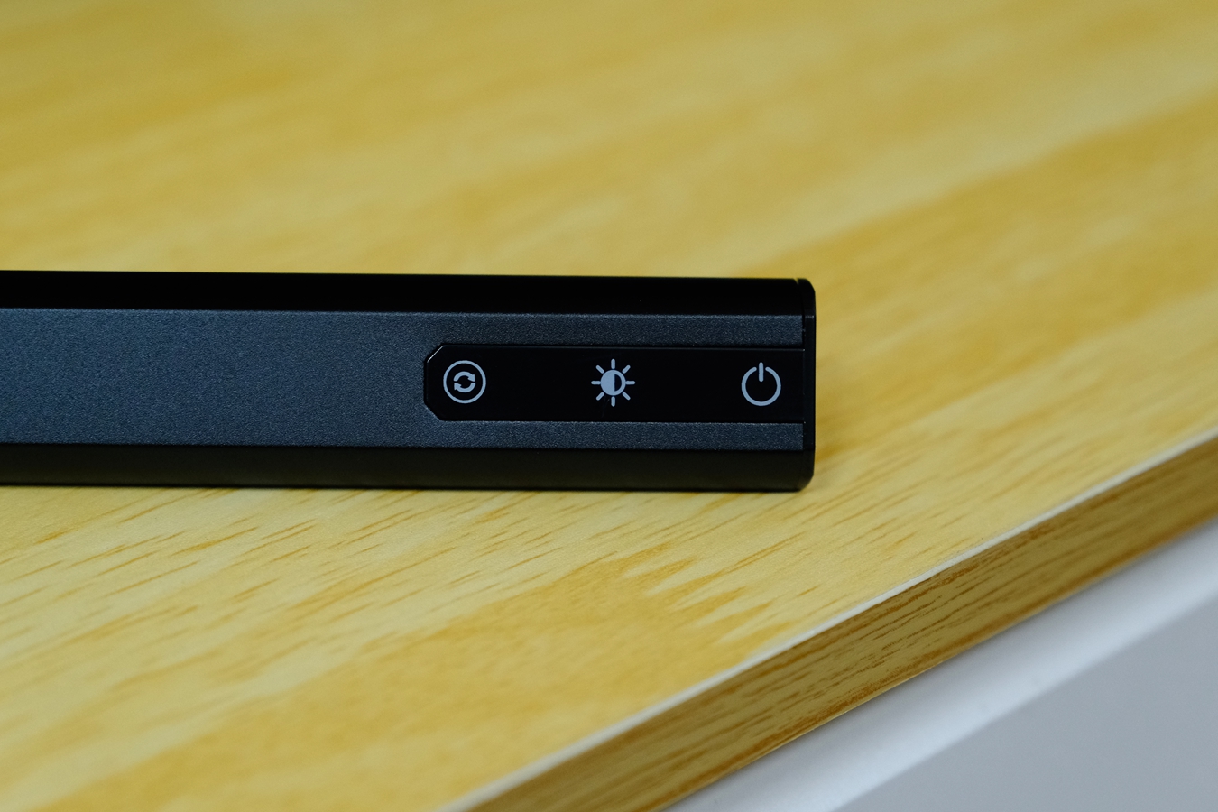 补充环境光,降低用眼疲劳,书客SKR1屏幕挂灯初体验