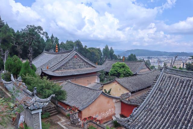 昆明一小时动车直达，700年元代古寺，滇南无双寺，西宗第一山