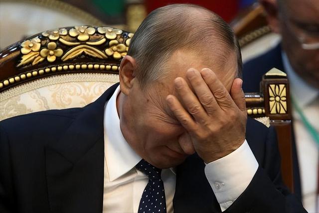 美俄斗法升级！海燕出鞘破局，俄罗斯1.7万核导弹直戳美国本土