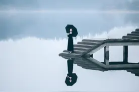 能叫醒一个人的，从来不是教育，而是教训图片