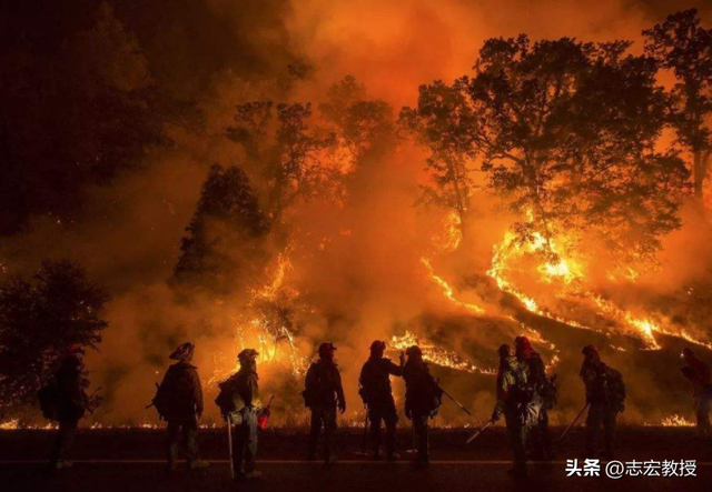 24小时内，白宫收到三噩耗，特朗普开始下令？大批美军或准备南下