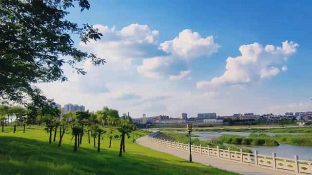 大美泌阳：泌水河两岸风光