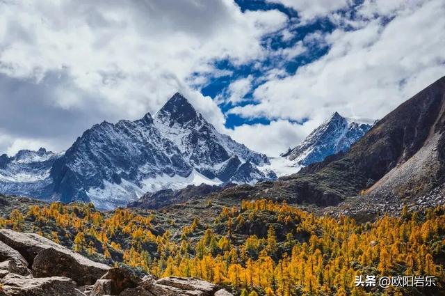 是什么让资深驴友每年秋天都偷偷跑去川西？？