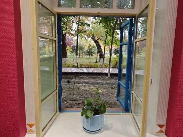 这个小小博物馆记录了伊犁的近代史