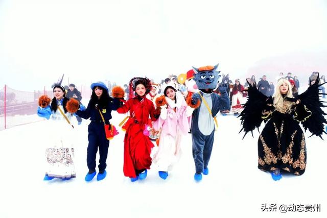 冰雪狂欢点燃冬日激情！玉舍雪山滑雪场今日开板～