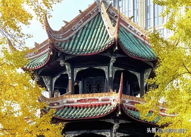 成都还开通这样的地铁线，真佩服！难怪旅游的人都往这里跑！