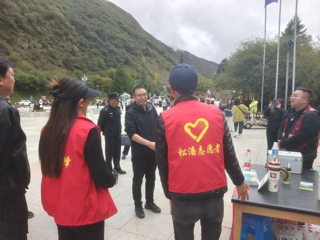 大美阿坝揽金秋 流量口碑双丰收