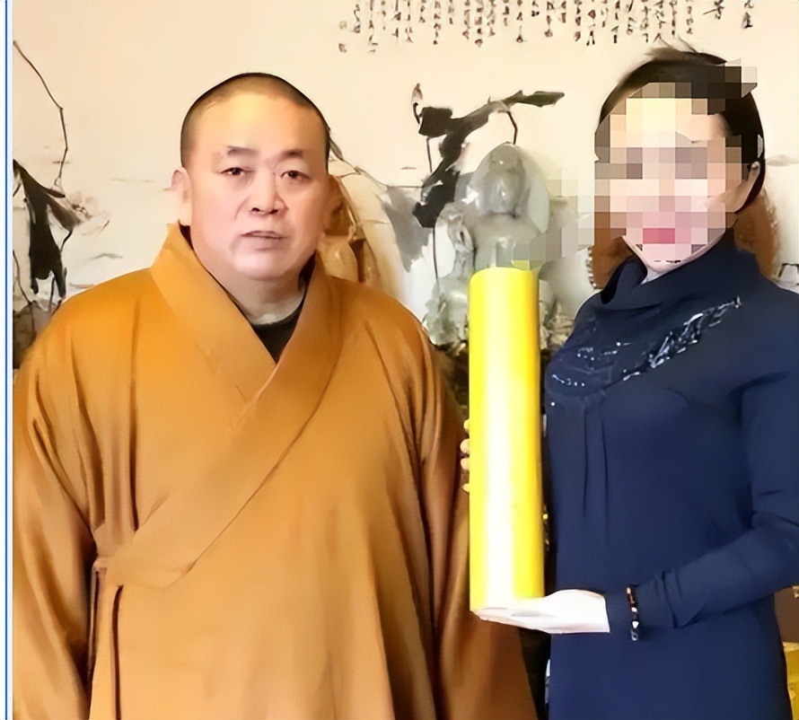 越扒越有!知名大V曝释永信猛料,简直坏透了,多位女明星被牵连(图17) 越扒越有!知名大V曝释永信猛料,简直坏透了,多位女明星被牵连(图17)