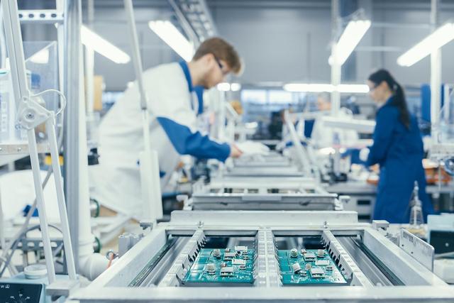 中国反制打中高市“七寸	”，日本赶在凌晨强硬回应：中方必须撤回