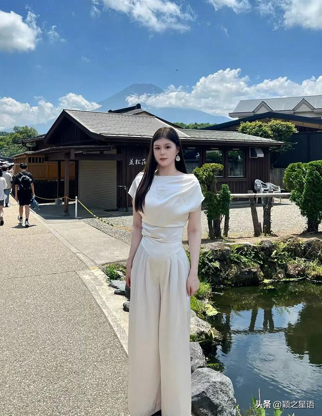 日本的九寨沟，富士山下忍野八海