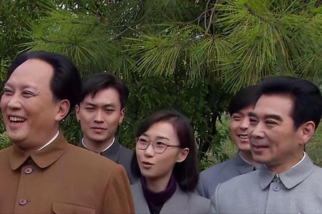 71次饰演周总理！这位特型演员出自哈尔滨，连酒窝都一模一样