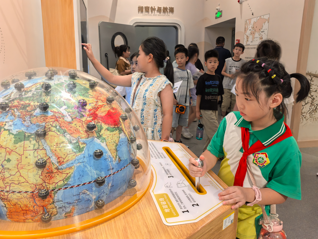 从山东博物馆到山东省科技馆 小记者穿越古今“玩转”科学