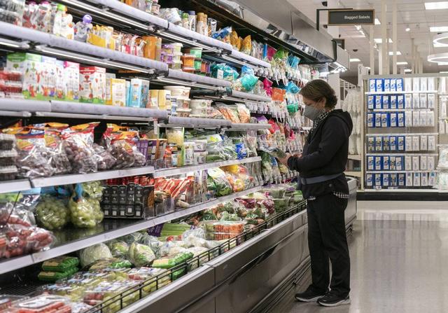 华盛顿停摆一月未解，关键经济数据全面中断，美经济损失达140亿