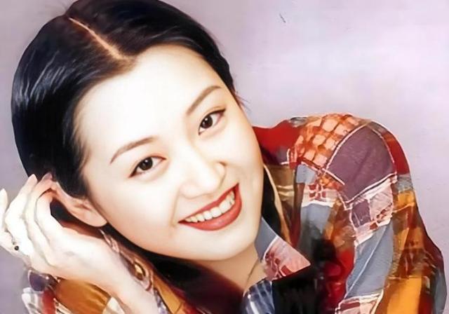 一生 “风流成性、老少通吃”，被称女人中极品的她，却56岁还单身