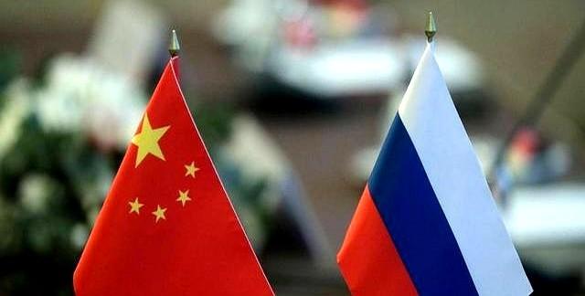 5万大军压境，俄外长急赴北京，普京顿悟：已到对华交底的时候了