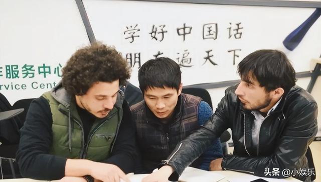 安倍晋三是日本人，但为什么他遇刺后，墓碑上却刻着中国汉字？