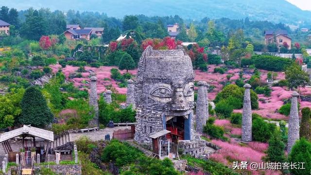 重庆面积排第一的县，除了现实版的桃花源，竟还藏着这么多惊喜！