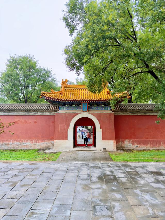 雨中西岳庙（渭南华阴市西岳庙）