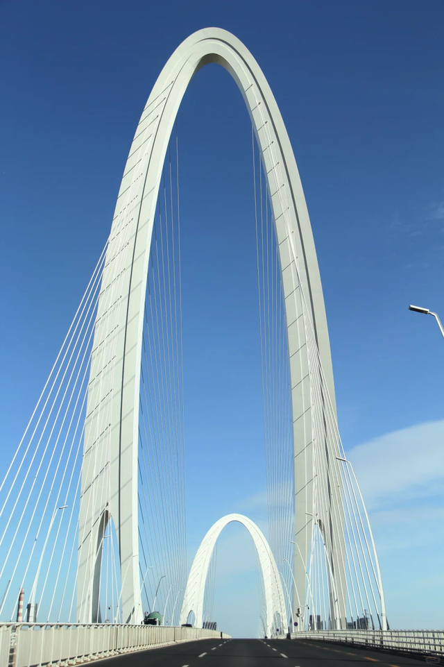 果然…北京最浪漫的地方免费！摄影必打卡新首钢大桥定都阁