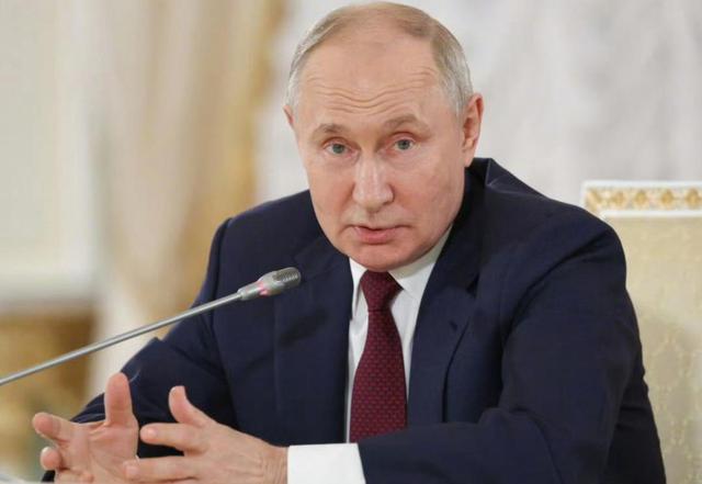 收到普京电文后，金正恩下铁令，导弹瞄准日本海，解放军强援已到