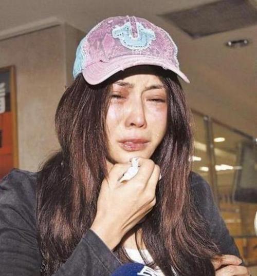 李幼斌“女儿”嫁豪门，坐月子遭家暴27岁离世，她的一生太惋惜！
