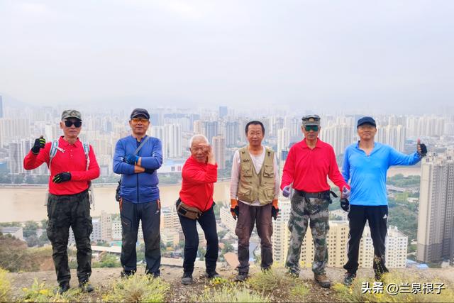 秋染兰州北山 一场用脚步丈量的秋日盛宴