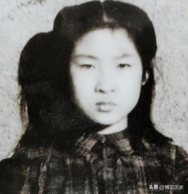 1966年，李讷来北航探望姐姐，李敏单刀直入问：你来找我什么事？
