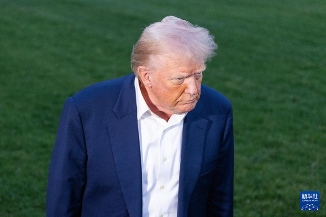 300多名师生遭掳，特朗普找着借口动武了？这回恐怕又盯上了油！