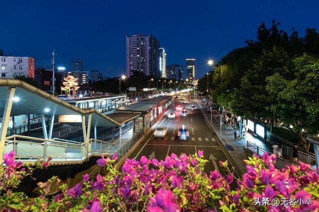 厦门BRT简直是快速公交的天花板，国内大城市应该大力推广