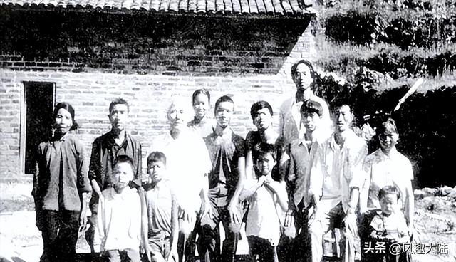 贺怡车祸身亡并非意外？多年后才得知：她临死前看到有人举着火把
