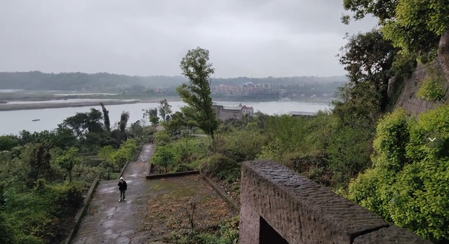 泸州憋屈的古城遗址，底蕴丰富堪称城市地标，虽已开发却游客不多