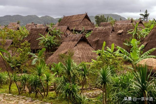 自驾营地：云南临沧市免费床房车自驾露营地停车场主要景点及美食