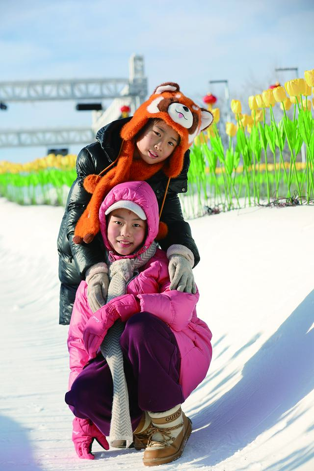 齐齐哈尔：龙沙公园冰雪乐园雪场精彩亮相