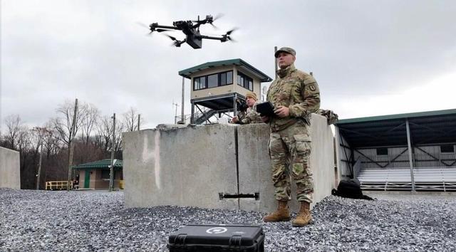 台军又当冤大头！19万买的无人机竟是玩具，掏空民众钱包肥了谁？