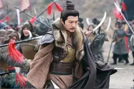 神雕后期郭靖，杨过，金轮三人全方位实力排名图片